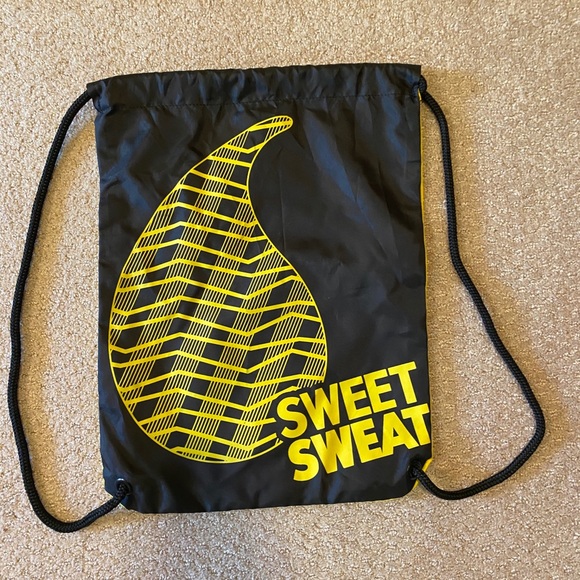 drawstring sling bag